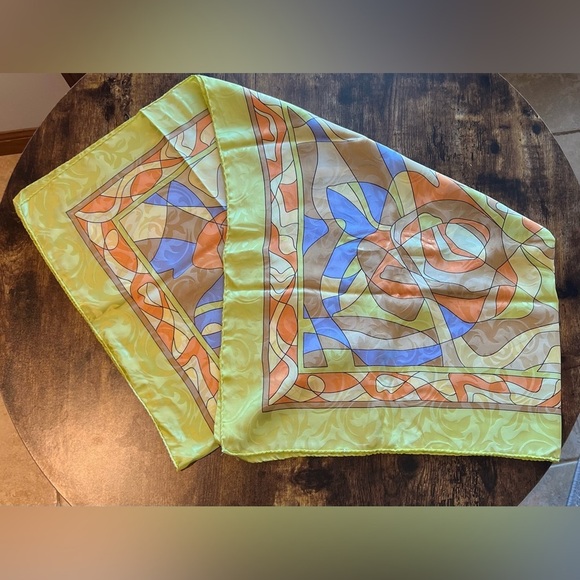 VINTAGE | ladies 100% silk, square, scarf - Picture 8 of 10